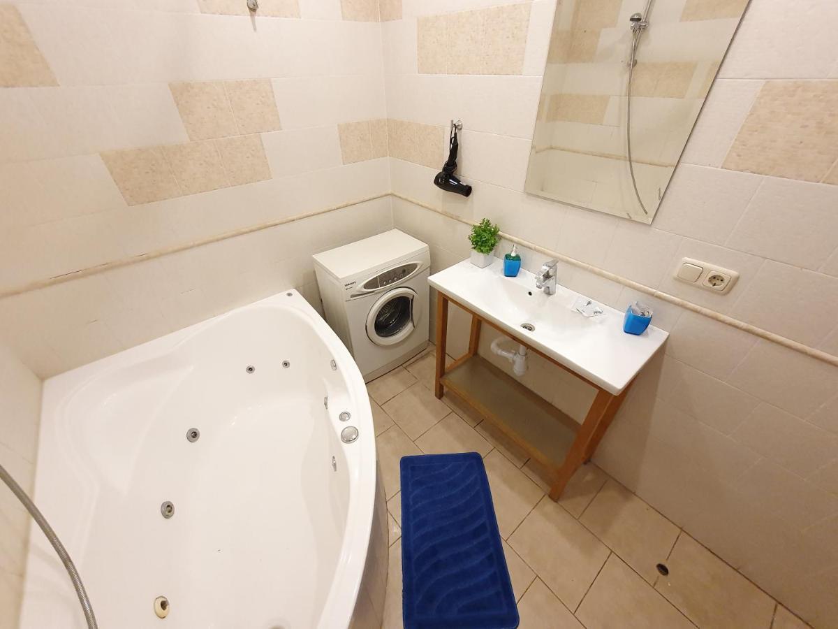 Inn Home Apartments - Pechersk Area 키예프 외부 사진