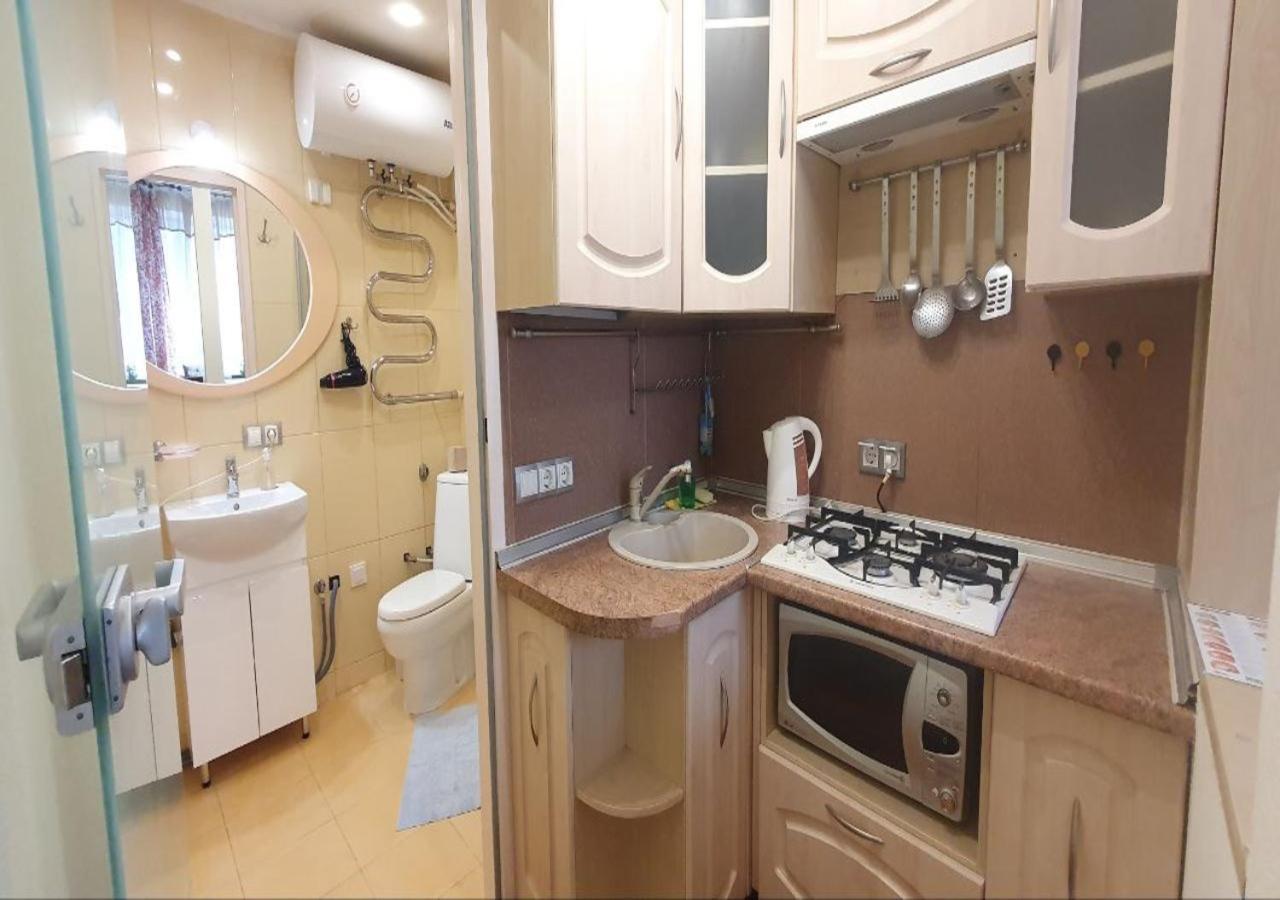 Inn Home Apartments - Pechersk Area 키예프 외부 사진
