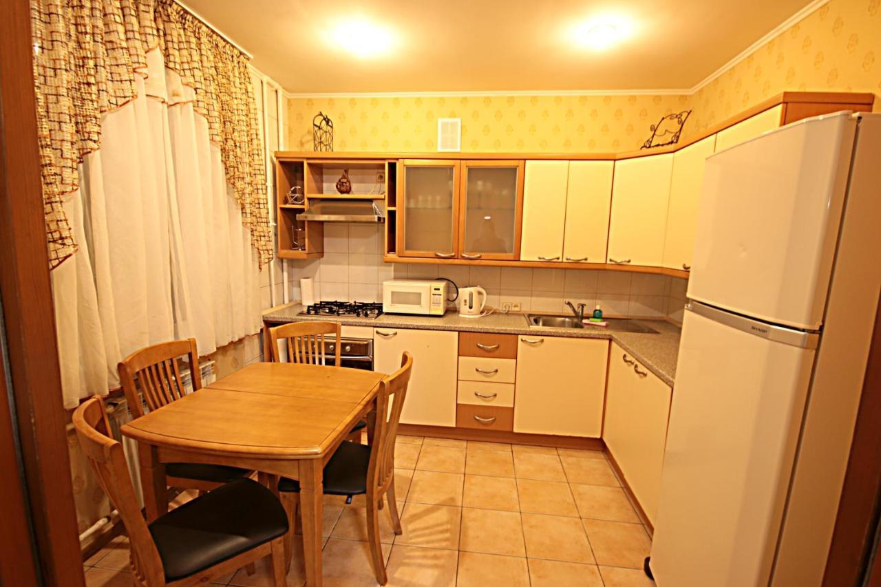 Inn Home Apartments - Pechersk Area 키예프 외부 사진